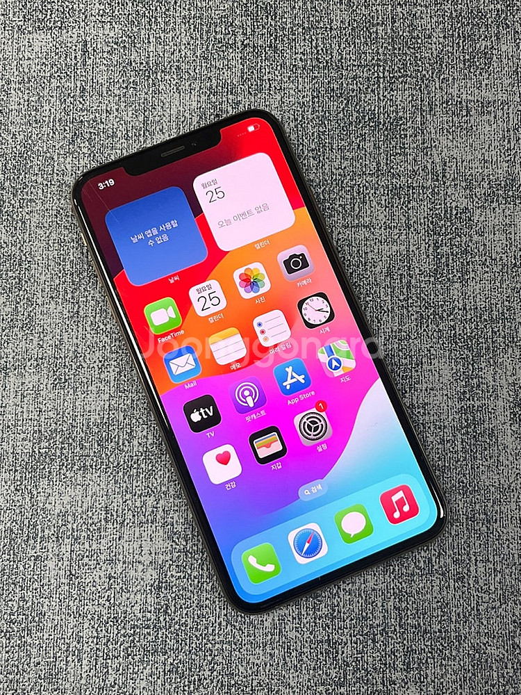 아이폰XS MAX 골드 64G 외관 깨끗한 A급 단말기 실사용 추천 정상해지 25만원 판매합니다--3